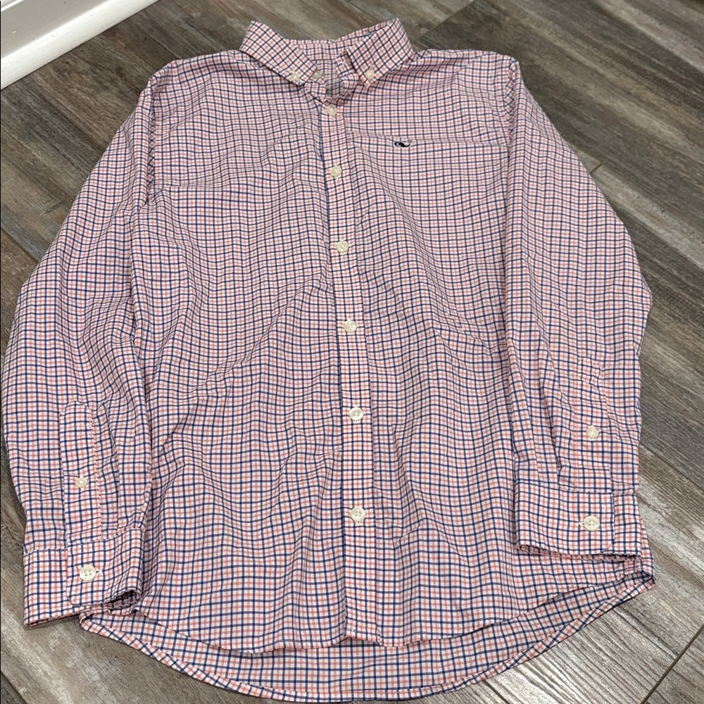 Vineyard Vines performance button down - Picture 2 of 5